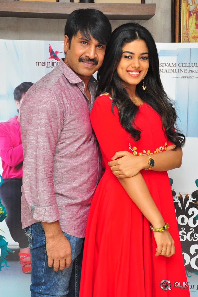 Jamba-Lakidi-Pamba-Theatrical-Trailer-Launch-by-Ravi-Teja